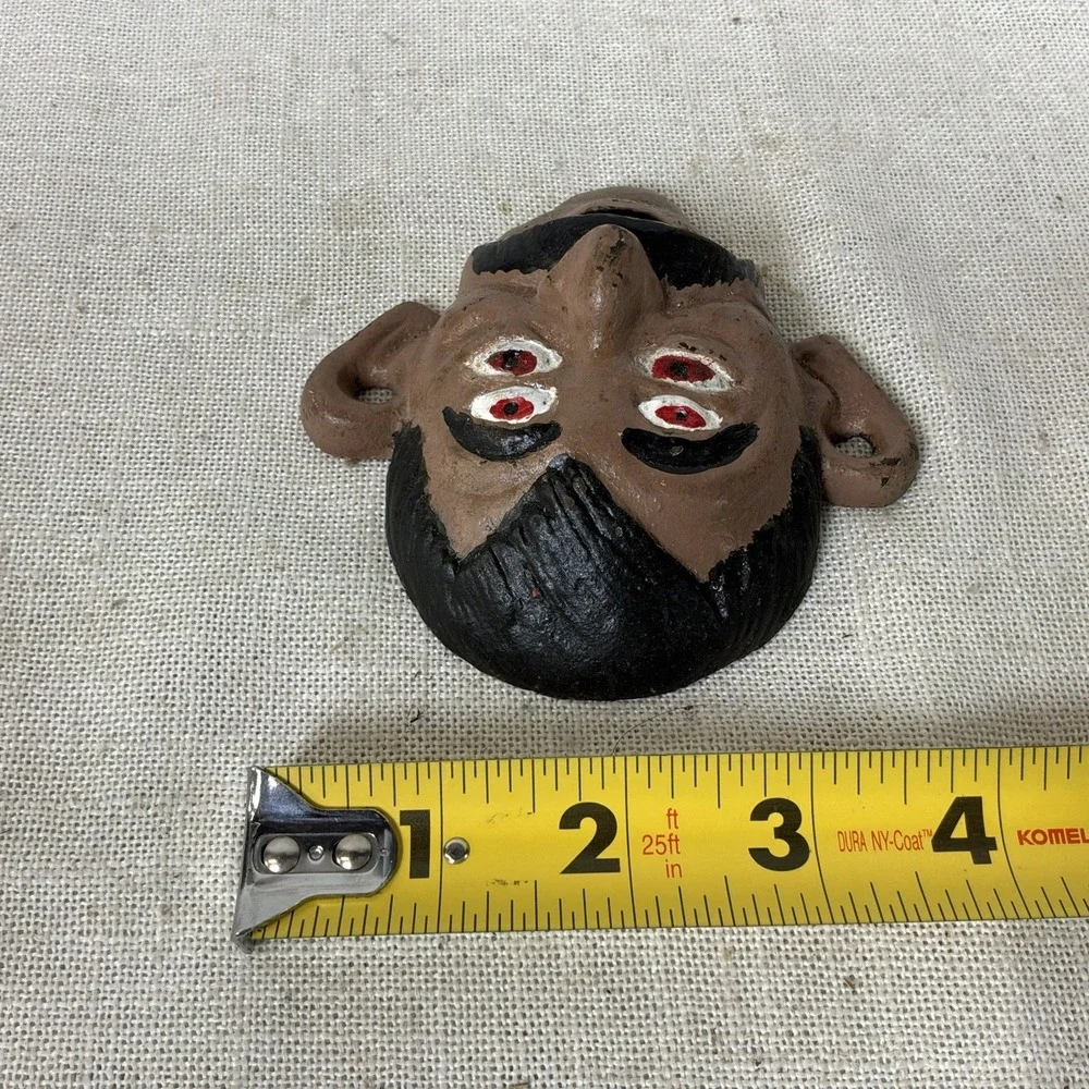 4 eyes‎ Man Bottle Beer Opener Wall Mounted  Cast Iron Bar Decor